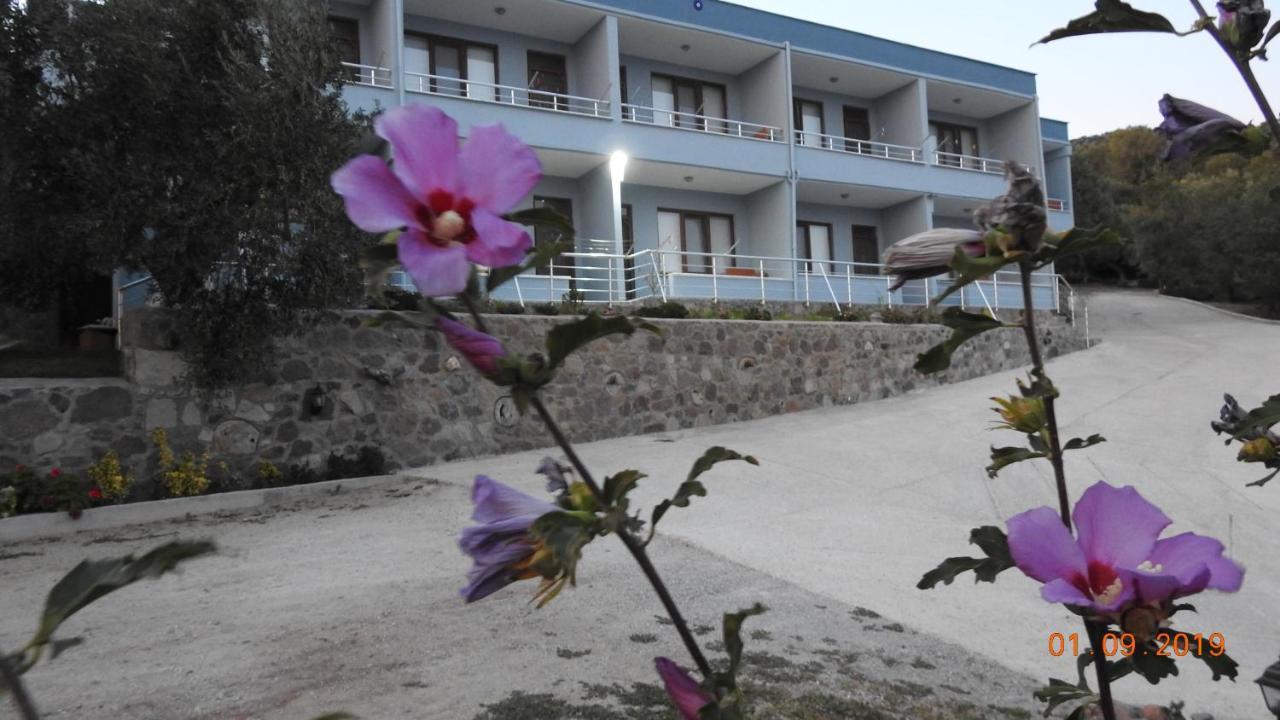 Assos Nazan Motel Restoran Beach Sokakagzi Екстер'єр фото